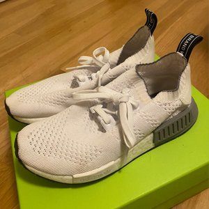 ADDIDAS WHITE AND GREY NMD_R1 SNEAKER LIMITED EDITION NO LONGER SOLD!!